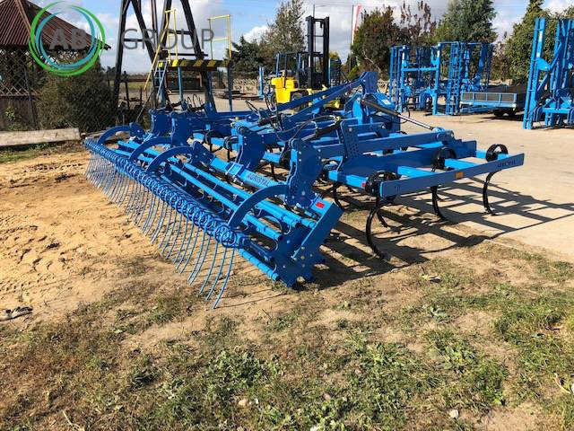 Cultivator and stubble cultivator hydraulically folded 5 m Agristal KUŚ - Cultivador: foto 3 Cultivator and stubble cultivator hydraulically folded 5 m Agristal KUŚ - Cultivador: foto 3