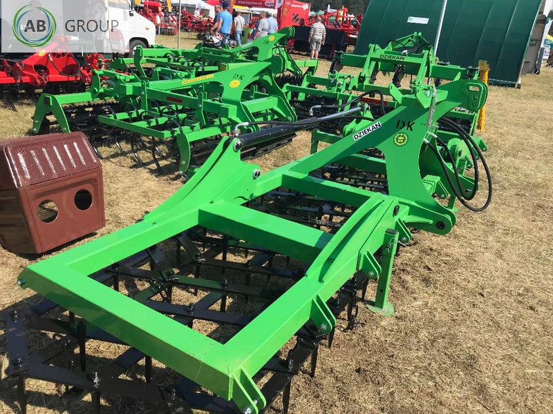 Dziekan składana hydraulicznie brona łąkowa WUKA 5m 5C20H - Grada: foto 2 Dziekan składana hydraulicznie brona łąkowa WUKA 5m 5C20H - Grada: foto 2