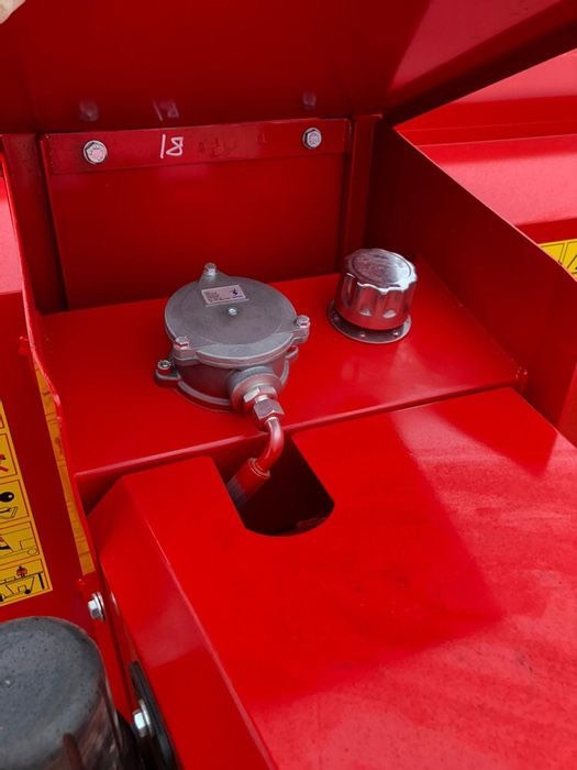 Desensiladora Fimaks Horizontales Futtermischwagen FIMAKS FMHI 4/Feed w: foto 7 Desensiladora Fimaks Horizontales Futtermischwagen FIMAKS FMHI 4/Feed w: foto 7