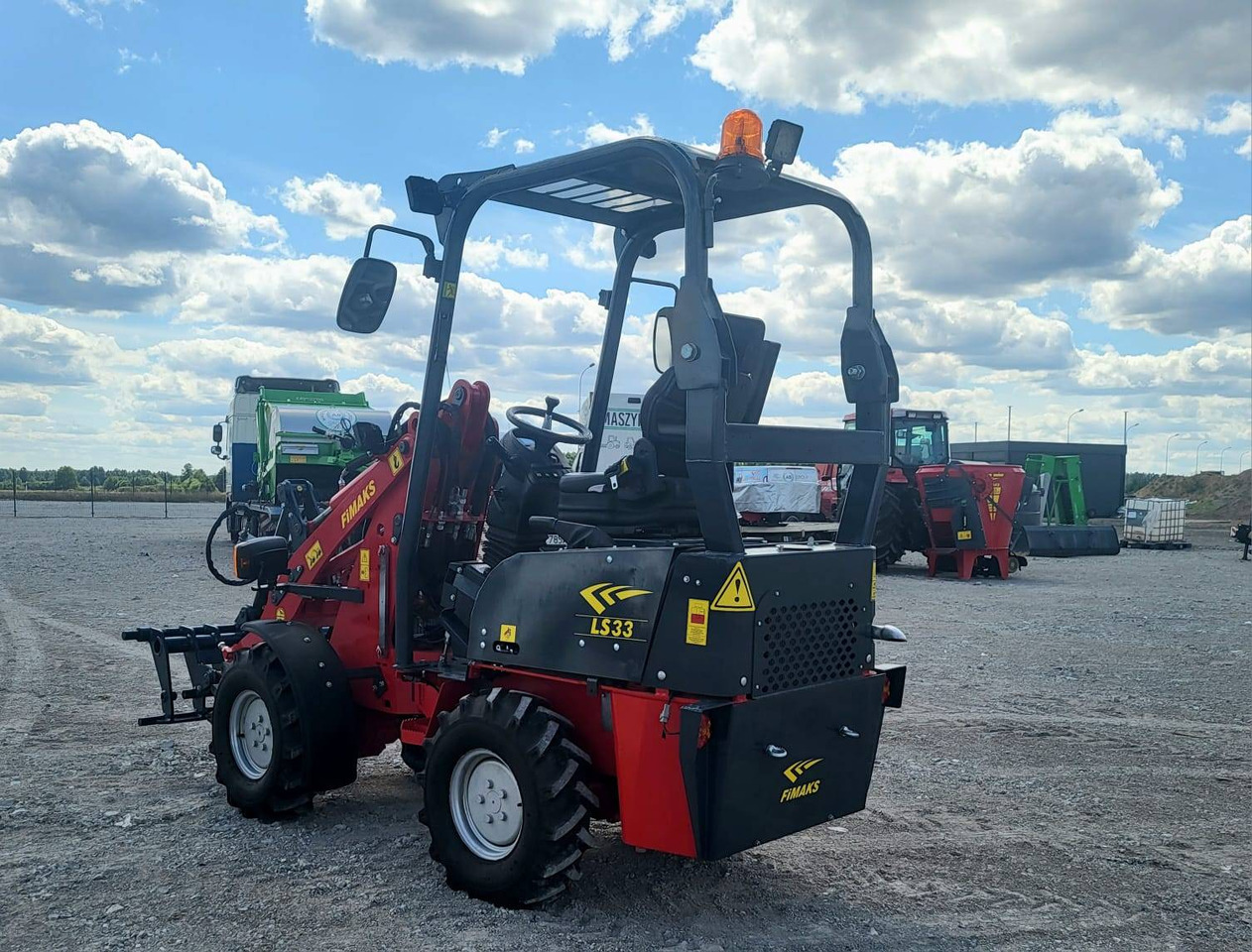 Cargadora articulada Fimaks mini loader LS33 - on stock: foto 6