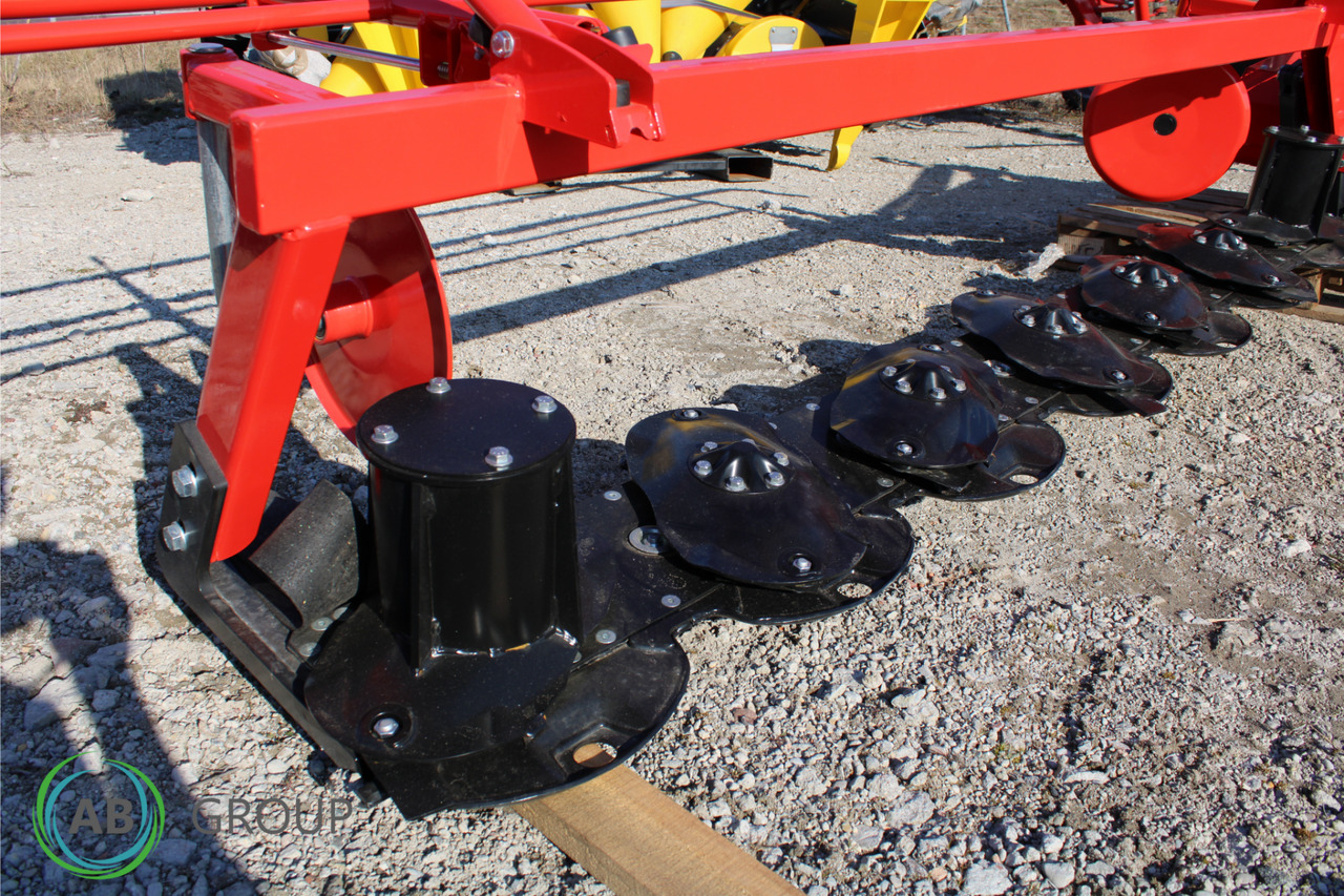 Harmak DMZ 285 disc mower - on stock - Segadora: foto 4 Harmak DMZ 285 disc mower - on stock - Segadora: foto 4