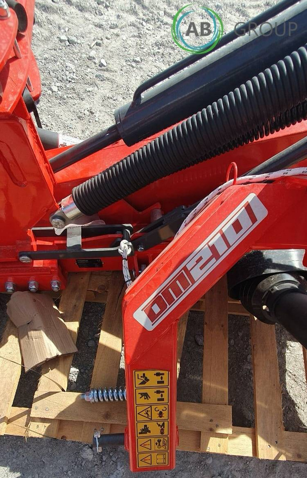 Harmak disc mower with roller conditioner DM-210 - Segadora: foto 4 Harmak disc mower with roller conditioner DM-210 - Segadora: foto 4