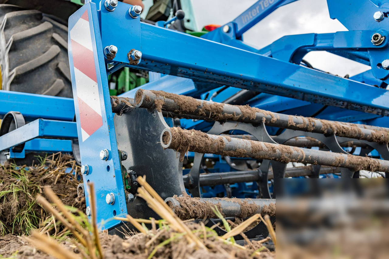 Inter-Tech cultivating and sowing unit 2.7m BAU01 - Cultivador: foto 5 Inter-Tech cultivating and sowing unit 2.7m BAU01 - Cultivador: foto 5