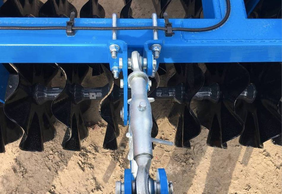 Inter-Tech front disc cultivator 3 m with flat bar drag BAP02 - Rastras: foto 5 Inter-Tech front disc cultivator 3 m with flat bar drag BAP02 - Rastras: foto 5