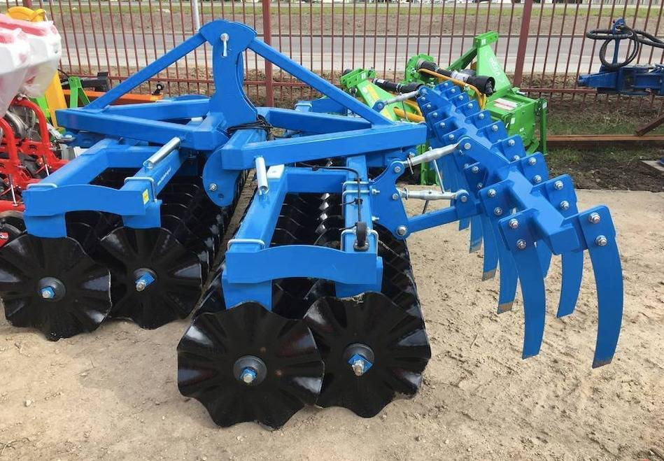 Inter-Tech front disc cultivator 3 m with flat bar drag BAP02 - Rastras: foto 4 Inter-Tech front disc cultivator 3 m with flat bar drag BAP02 - Rastras: foto 4