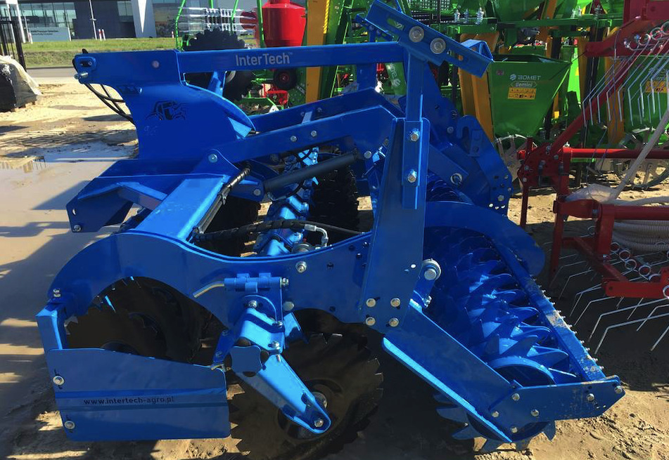Inter-tech disc cultivator BAT02, 3,0 m - Rastras: foto 4 Inter-tech disc cultivator BAT02, 3,0 m - Rastras: foto 4