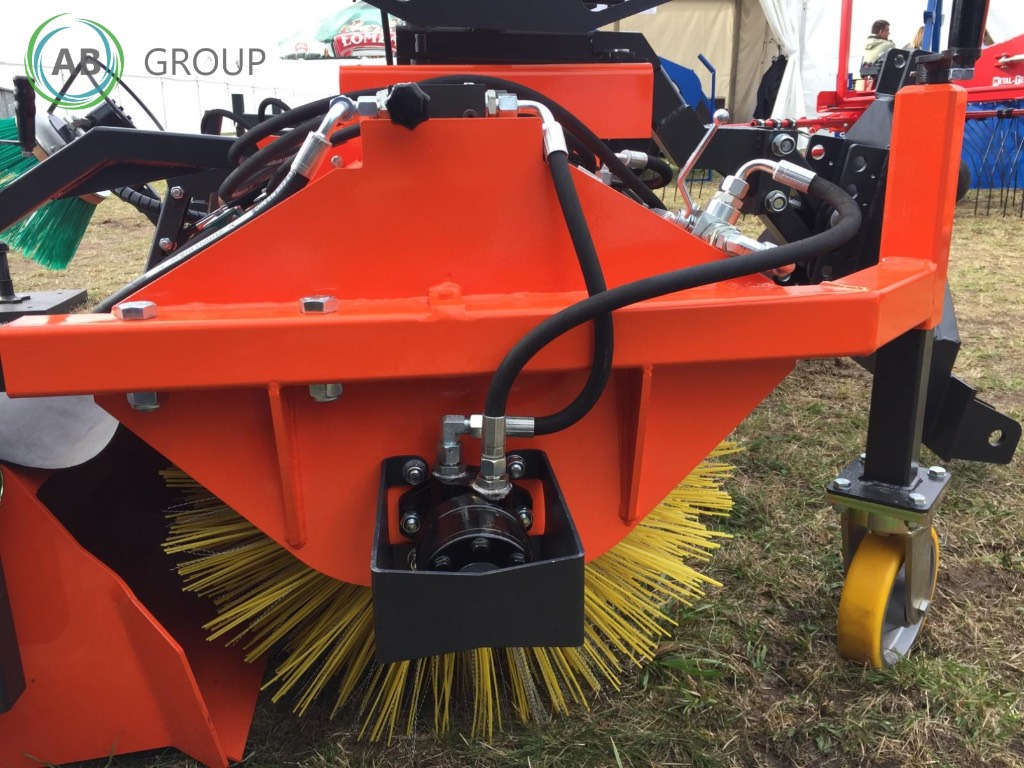 Metal-Technik TOP MT tractor road sweeper 2 m - Barredora cucharón para Vehículo municipal: foto 3 Metal-Technik TOP MT tractor road sweeper 2 m - Barredora cucharón para Vehículo municipal: foto 3