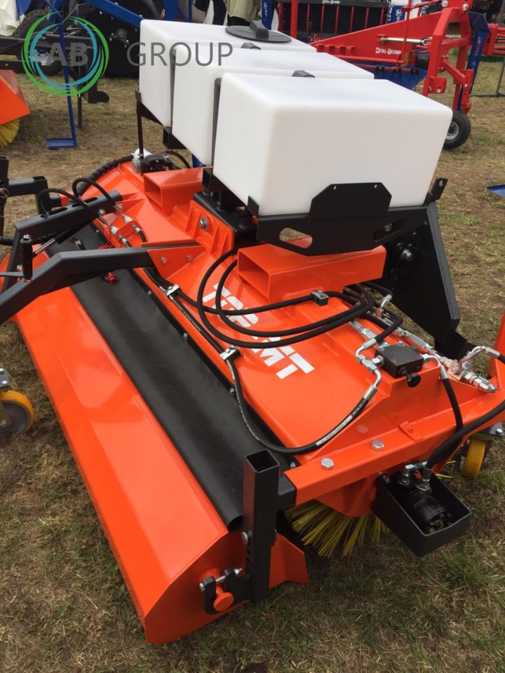 Metal-Technik TOP MT tractor road sweeper 2 m - Barredora cucharón para Vehículo municipal: foto 4 Metal-Technik TOP MT tractor road sweeper 2 m - Barredora cucharón para Vehículo municipal: foto 4