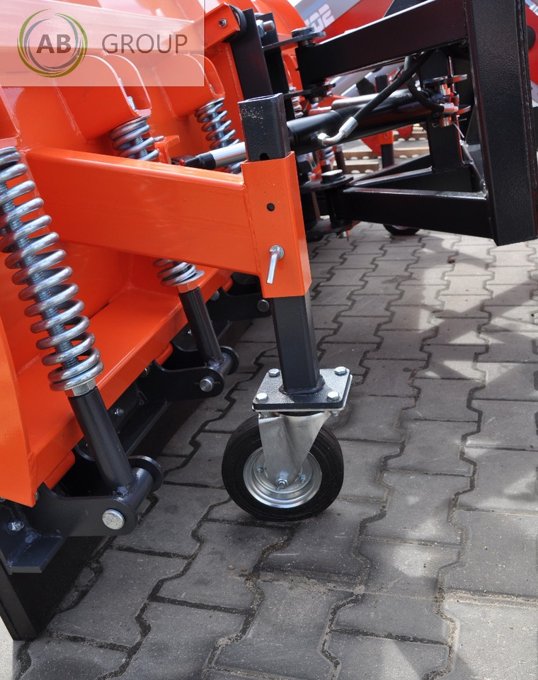 Metal-Technik snow plow 3.0 m category II - Cuchilla quitanieves para Maquinaria agrícola: foto 2 Metal-Technik snow plow 3.0 m category II - Cuchilla quitanieves para Maquinaria agrícola: foto 2