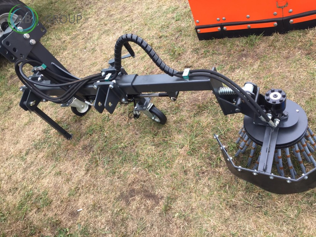 Metal-Technik weeder brush - Barredora cucharón: foto 1 Metal-Technik weeder brush - Barredora cucharón: foto 1