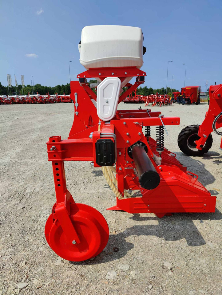 Ozdoken inter-row tiller ACM-SF3 - on stock - Rotocultivador: foto 3 Ozdoken inter-row tiller ACM-SF3 - on stock - Rotocultivador: foto 3