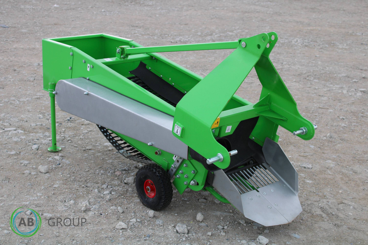 Single-row conveyor potato digger Bomet Upus Z656 - Arrancadora de patatas: foto 1 Single-row conveyor potato digger Bomet Upus Z656 - Arrancadora de patatas: foto 1