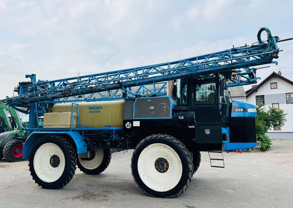 Challenger ROGATOR 618 - Pulverizador: foto 2 Challenger ROGATOR 618 - Pulverizador: foto 2