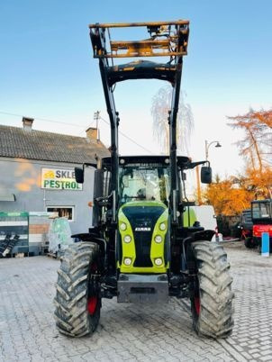Claas ARION 520 - Tractor: foto 4 Claas ARION 520 - Tractor: foto 4
