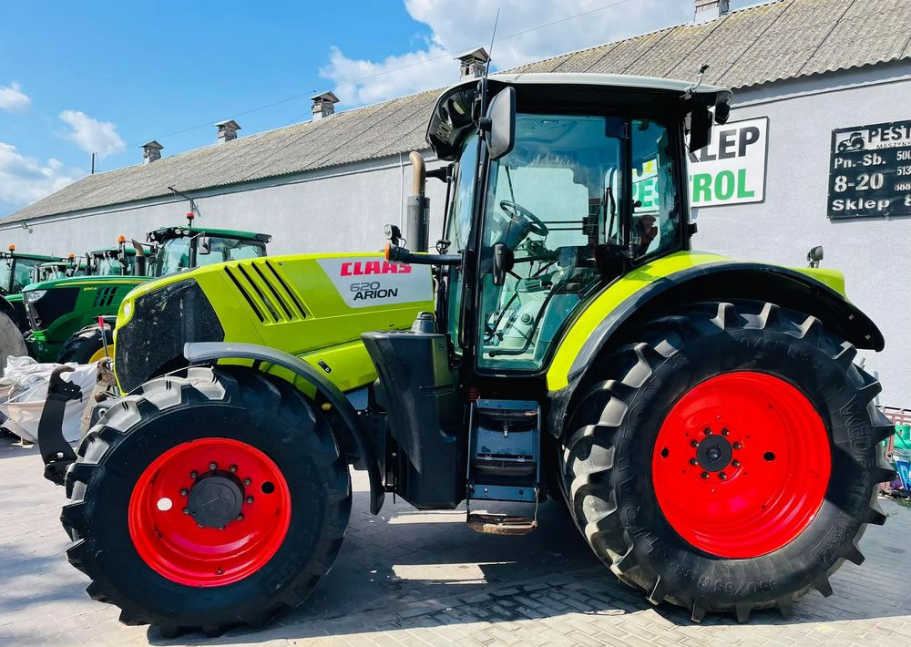 Claas Arion 620 - Tractor: foto 3 Claas Arion 620 - Tractor: foto 3