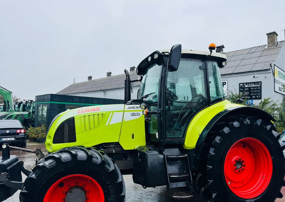 Claas Arion 630 - Tractor: foto 5 Claas Arion 630 - Tractor: foto 5