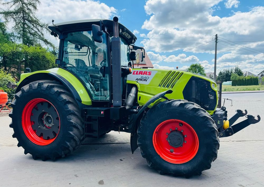 Tractor Claas Arion 640: foto 7