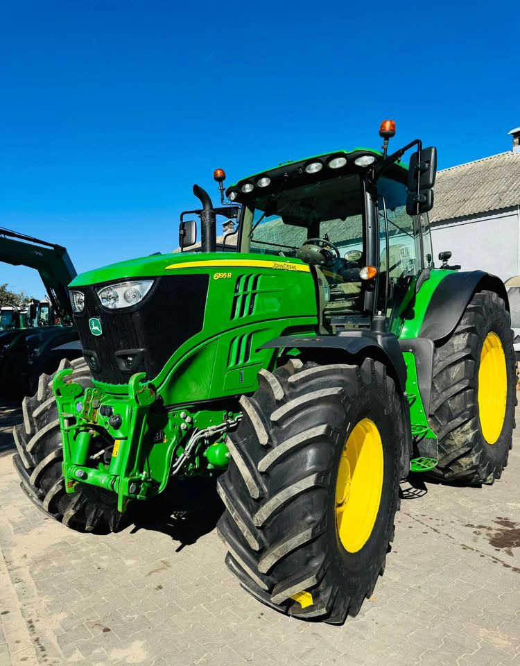 John Deere 6195R - Tractor: foto 3 John Deere 6195R - Tractor: foto 3