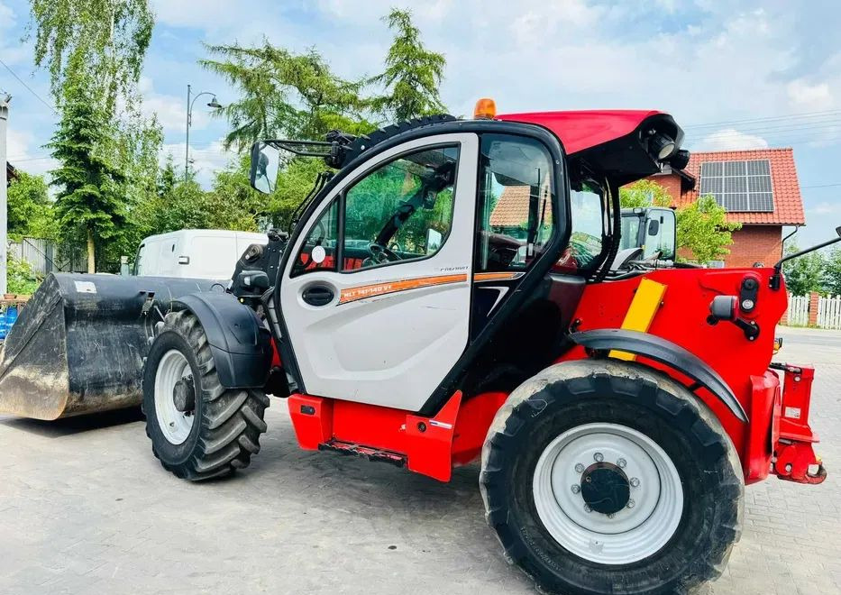 Manitou 741-140 V+ PREMIUM - Manipulador telescópico: foto 1 Manitou 741-140 V+ PREMIUM - Manipulador telescópico: foto 1