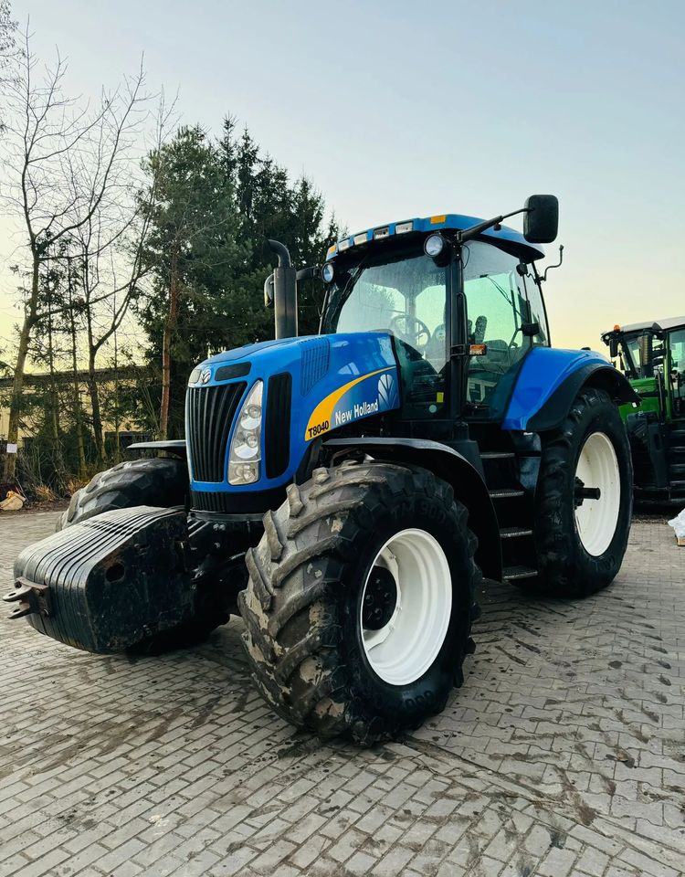 New Holland T8040 - Tractor: foto 3 New Holland T8040 - Tractor: foto 3