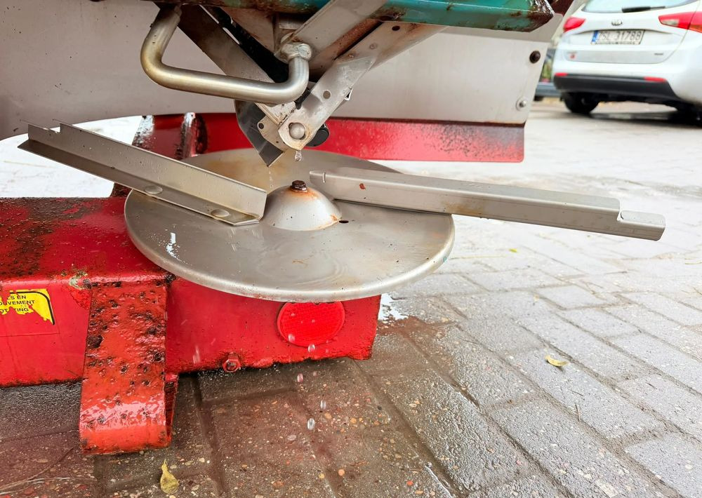 Esparcidor de fertilizantes Sulky GLX: foto 10 Esparcidor de fertilizantes Sulky GLX: foto 10