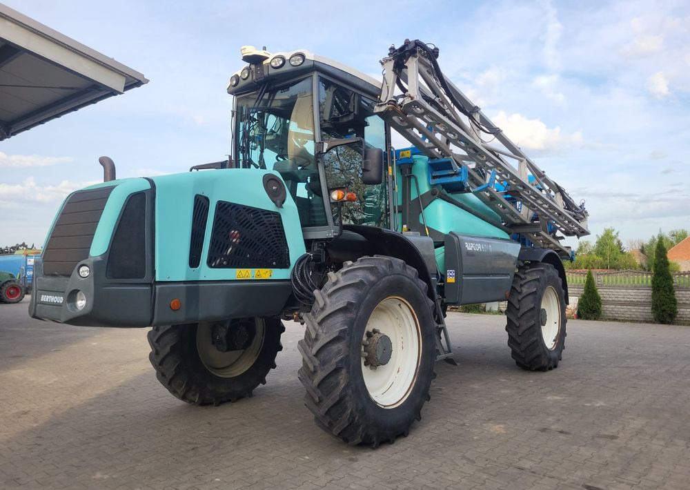 Berthoud Raptor 4240 - Pulverizador: foto 1 Berthoud Raptor 4240 - Pulverizador: foto 1