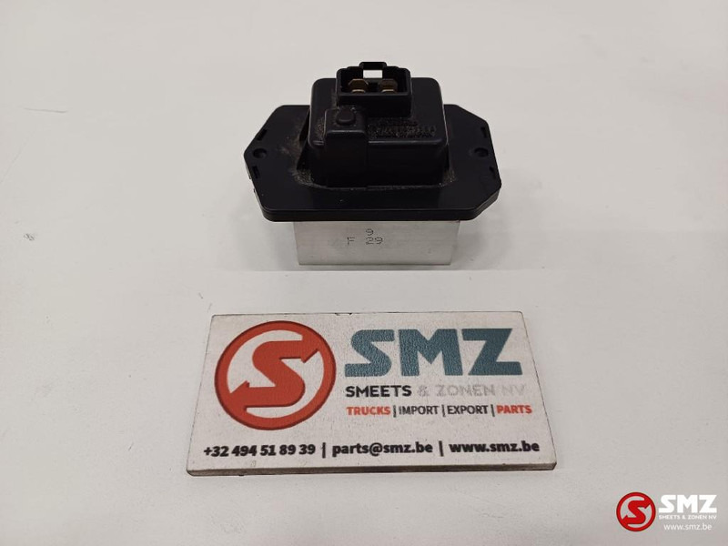 Caterpillar Heater blower resistor Caterpillar - Sistema eléctrico para Equipo de manutención: foto 2 Caterpillar Heater blower resistor Caterpillar - Sistema eléctrico para Equipo de manutención: foto 2