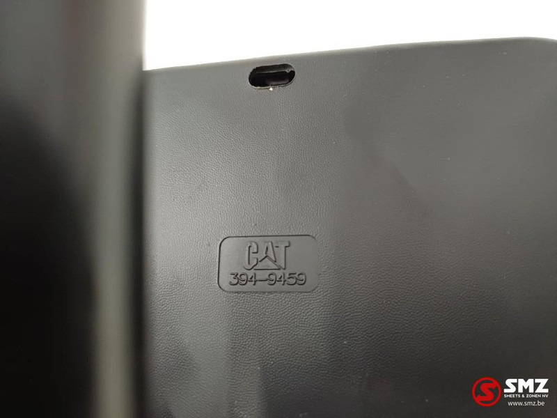 Caterpillar Mirror side view Caterpillar - Espejo retrovisor para Equipo de manutención: foto 3 Caterpillar Mirror side view Caterpillar - Espejo retrovisor para Equipo de manutención: foto 3