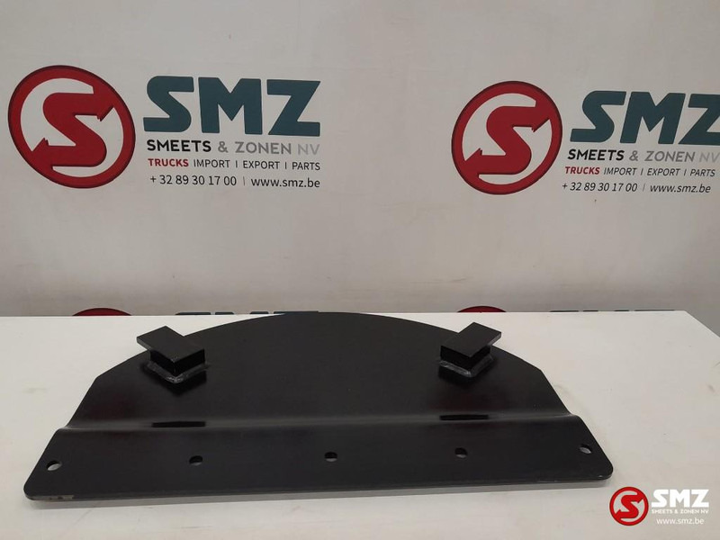 Caterpillar Swivel guard steel plate Caterpillar - Bastidor/ Chasis para Equipo de manutención: foto 4 Caterpillar Swivel guard steel plate Caterpillar - Bastidor/ Chasis para Equipo de manutención: foto 4