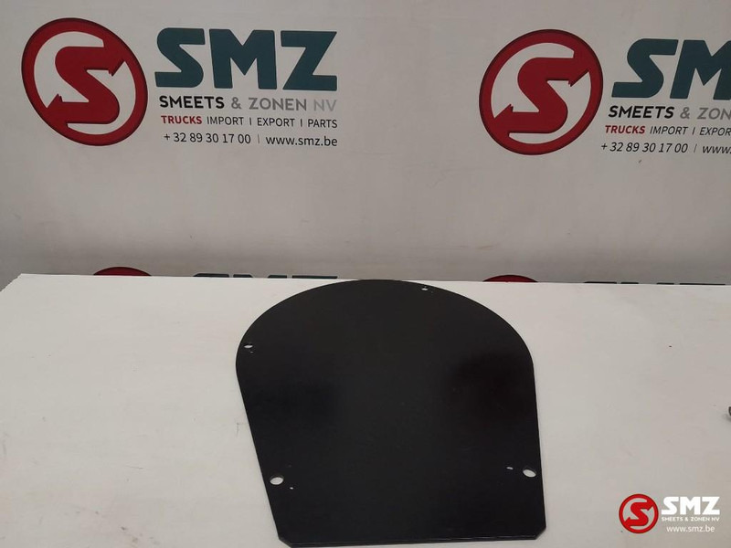 Caterpillar Travel motor guard steel plate Caterpillar - Bastidor/ Chasis para Equipo de manutención: foto 3 Caterpillar Travel motor guard steel plate Caterpillar - Bastidor/ Chasis para Equipo de manutención: foto 3