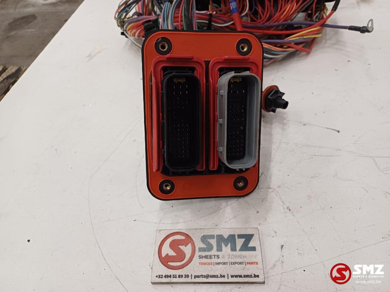 Caterpillar Wiring harness cab Caterpillar - Cables/ Alambres para Camión: foto 3 Caterpillar Wiring harness cab Caterpillar - Cables/ Alambres para Camión: foto 3