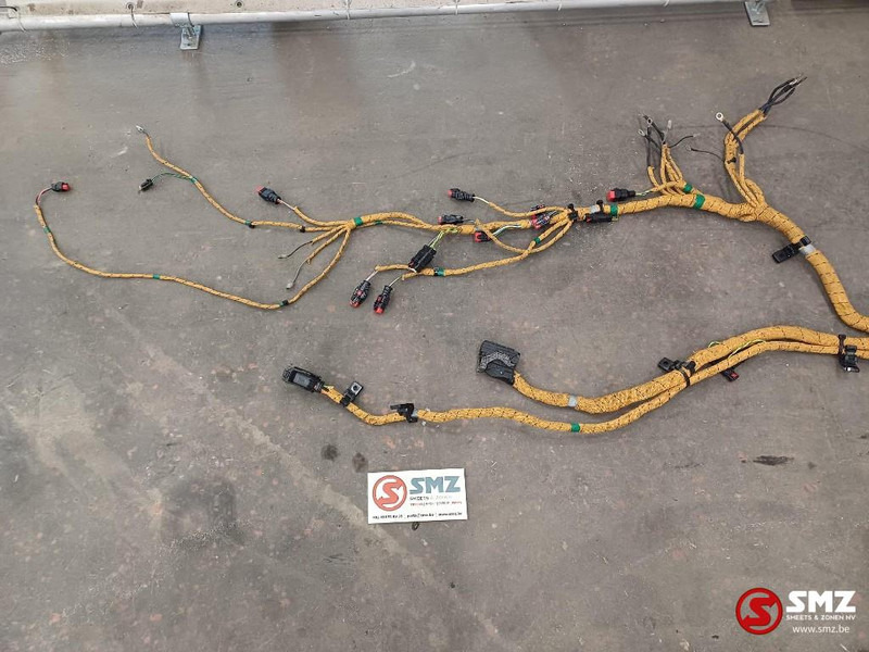 Caterpillar Wiring harness chassis Caterpillar - Cables/ Alambres para Equipo de manutención: foto 2 Caterpillar Wiring harness chassis Caterpillar - Cables/ Alambres para Equipo de manutención: foto 2