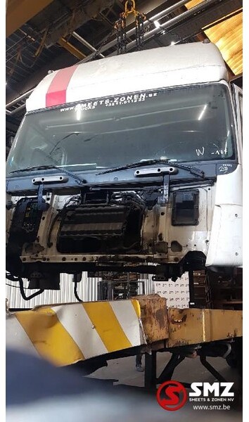 DAF Occ Cabine DAF CF euro 5 spacecab - Cabina para Camión: foto 2 DAF Occ Cabine DAF CF euro 5 spacecab - Cabina para Camión: foto 2