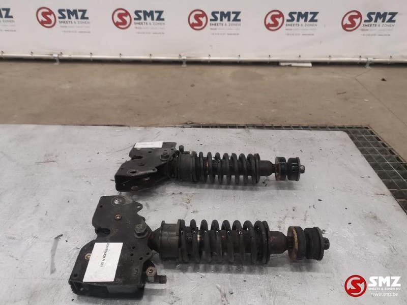 DAF Occ Cabinevergrendeling links+rechts DAF CF85 - Suspensión de cabina para Camión: foto 1 DAF Occ Cabinevergrendeling links+rechts DAF CF85 - Suspensión de cabina para Camión: foto 1