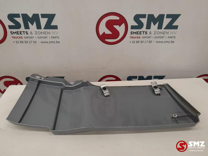 DAF Occ cabinezijspoiler linksboven DAF - Aerodinámica/ Spoiler para Camión: foto 4 DAF Occ cabinezijspoiler linksboven DAF - Aerodinámica/ Spoiler para Camión: foto 4