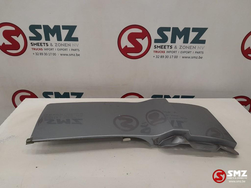DAF Occ cabinezijspoiler rechtsboven DAF - Aerodinámica/ Spoiler para Camión: foto 2 DAF Occ cabinezijspoiler rechtsboven DAF - Aerodinámica/ Spoiler para Camión: foto 2