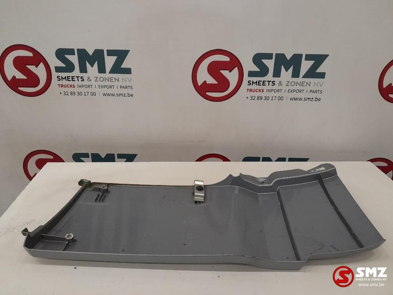 DAF Occ cabinezijspoiler rechtsboven DAF - Aerodinámica/ Spoiler para Camión: foto 5 DAF Occ cabinezijspoiler rechtsboven DAF - Aerodinámica/ Spoiler para Camión: foto 5