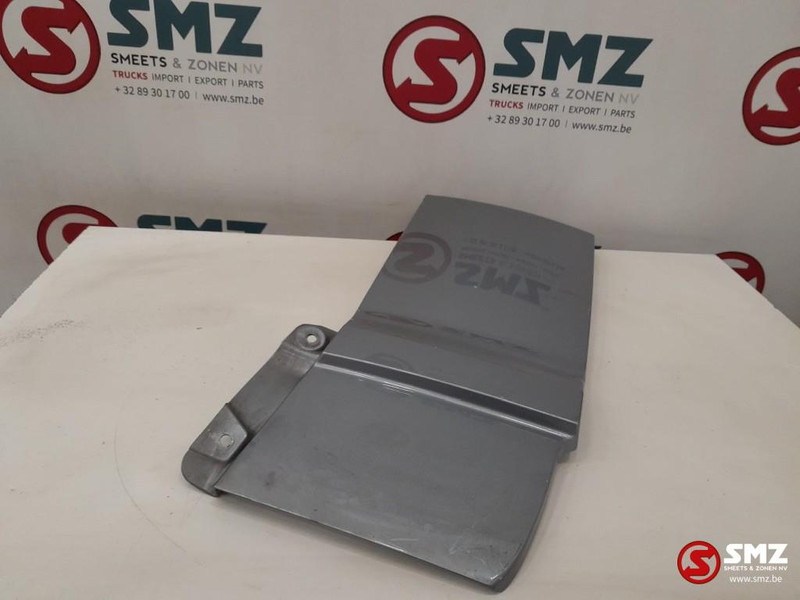 DAF Occ cabinezijspoiler rechtsboven DAF - Aerodinámica/ Spoiler para Camión: foto 3 DAF Occ cabinezijspoiler rechtsboven DAF - Aerodinámica/ Spoiler para Camión: foto 3