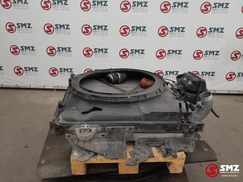 DAF Occ radiator + intercooler + expansievat DAF - Radiador para Camión: foto 3 DAF Occ radiator + intercooler + expansievat DAF - Radiador para Camión: foto 3