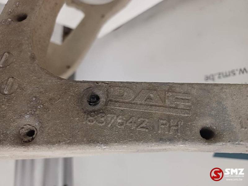 DAF Occ set koplamphouders L/R DAF - Faro delantero para Camión: foto 3 DAF Occ set koplamphouders L/R DAF - Faro delantero para Camión: foto 3