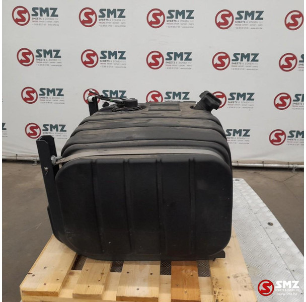 Iveco Occ brandstoftank 200L + brandstofniveausensor + s - Depósito de combustible para Camión: foto 4 Iveco Occ brandstoftank 200L + brandstofniveausensor + s - Depósito de combustible para Camión: foto 4