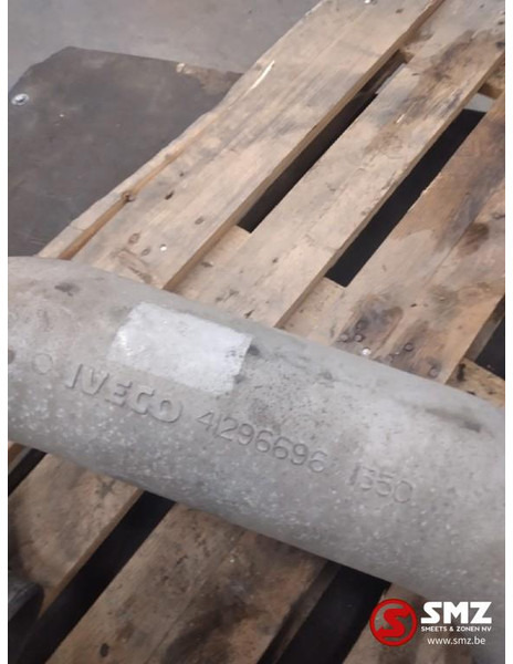 Iveco Occ inlaatspruitstuk Iveco - Motor y piezas para Camión: foto 3 Iveco Occ inlaatspruitstuk Iveco - Motor y piezas para Camión: foto 3