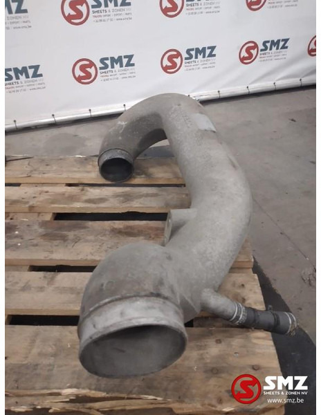 Iveco Occ inlaatspruitstuk Iveco - Motor y piezas para Camión: foto 1 Iveco Occ inlaatspruitstuk Iveco - Motor y piezas para Camión: foto 1