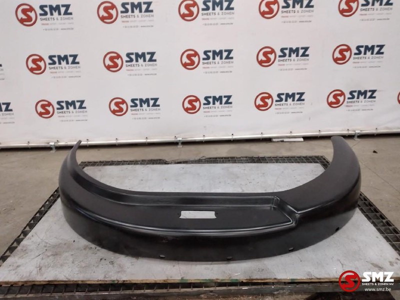 Iveco Spatbord voorzijde rechts Iveco 190 - Carrocería y exterior para Camión: foto 2 Iveco Spatbord voorzijde rechts Iveco 190 - Carrocería y exterior para Camión: foto 2