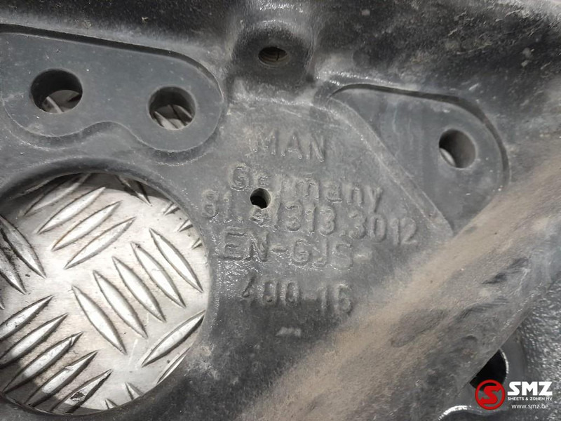 MAN Occ bumperbeugel rechtsvooraan MAN - Bastidor/ Chasis para Camión: foto 5 MAN Occ bumperbeugel rechtsvooraan MAN - Bastidor/ Chasis para Camión: foto 5