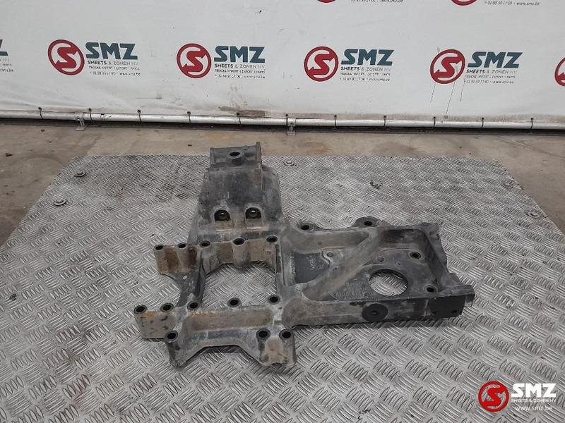 MAN Occ bumperbeugel rechtsvooraan MAN - Bastidor/ Chasis para Camión: foto 2 MAN Occ bumperbeugel rechtsvooraan MAN - Bastidor/ Chasis para Camión: foto 2