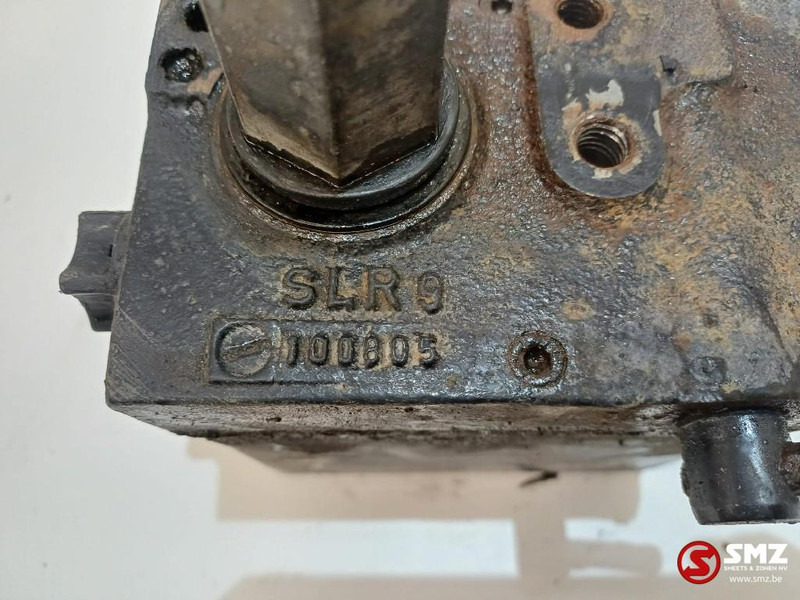 MAN Occ cabinekantelpomp MAN - Bastidor/ Chasis para Camión: foto 5 MAN Occ cabinekantelpomp MAN - Bastidor/ Chasis para Camión: foto 5