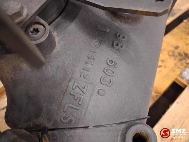 Mercedes-Benz Occ Stuurhuis Mercedes - Caja de dirección para Camión: foto 5 Mercedes-Benz Occ Stuurhuis Mercedes - Caja de dirección para Camión: foto 5