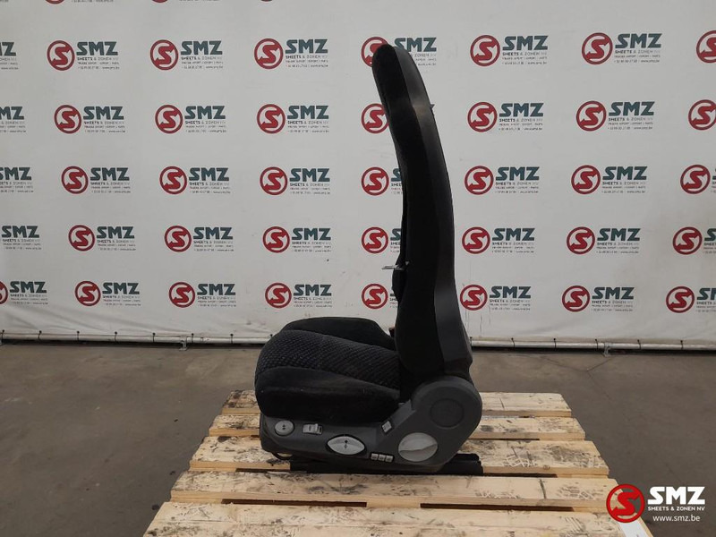 Mercedes-Benz Occ bestuurdersstoel Mercedes - Cabina e interior para Camión: foto 3 Mercedes-Benz Occ bestuurdersstoel Mercedes - Cabina e interior para Camión: foto 3