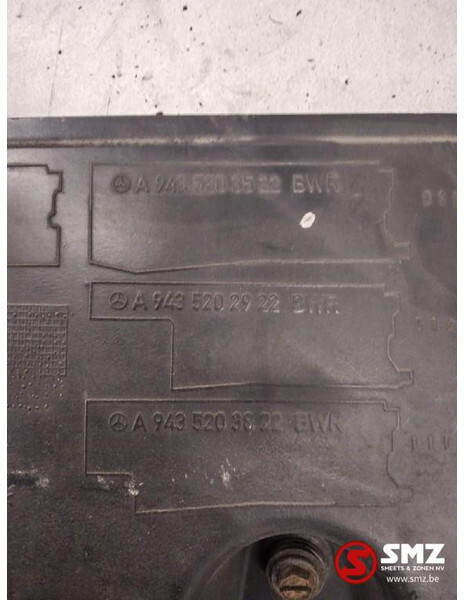 Mercedes-Benz Occ hitteschild uitlaatsysteem Mercedes Actros MP3 - Silenciador/ Sistema de escape para Camión: foto 3 Mercedes-Benz Occ hitteschild uitlaatsysteem Mercedes Actros MP3 - Silenciador/ Sistema de escape para Camión: foto 3